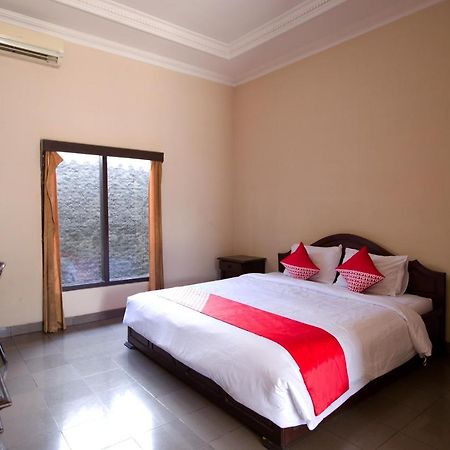 Oyo 3207 Hotel Gracia Bandar Lampung Kültér fotó