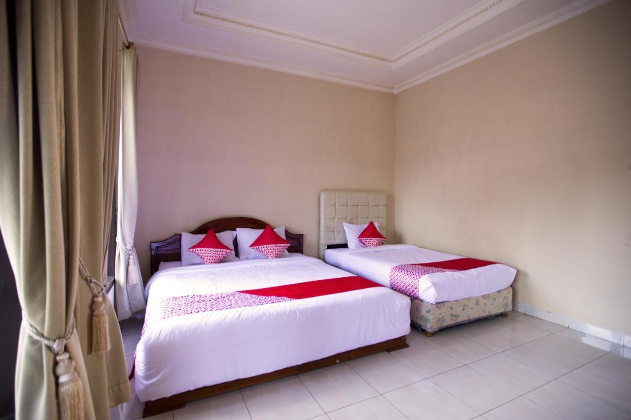 Oyo 3207 Hotel Gracia Bandar Lampung Kültér fotó